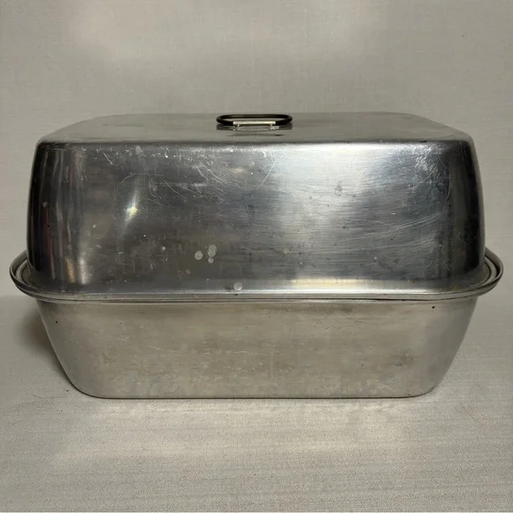 VTG WEAR-EVER Aluminum #325 USA LG Vented Deep Roasting Pan with Lid Handles EUC - Picture 13 of 15